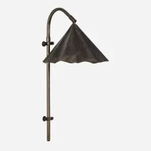 Metalowa lampa ścienna| House Doctor Bestseller