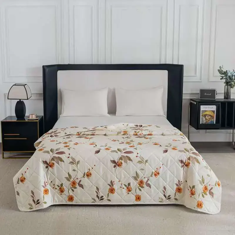 Letnia kołdra narzuta dwustronna ecru w pomarańczowe kwiatuszki 160x200cm COVRILO Oferta